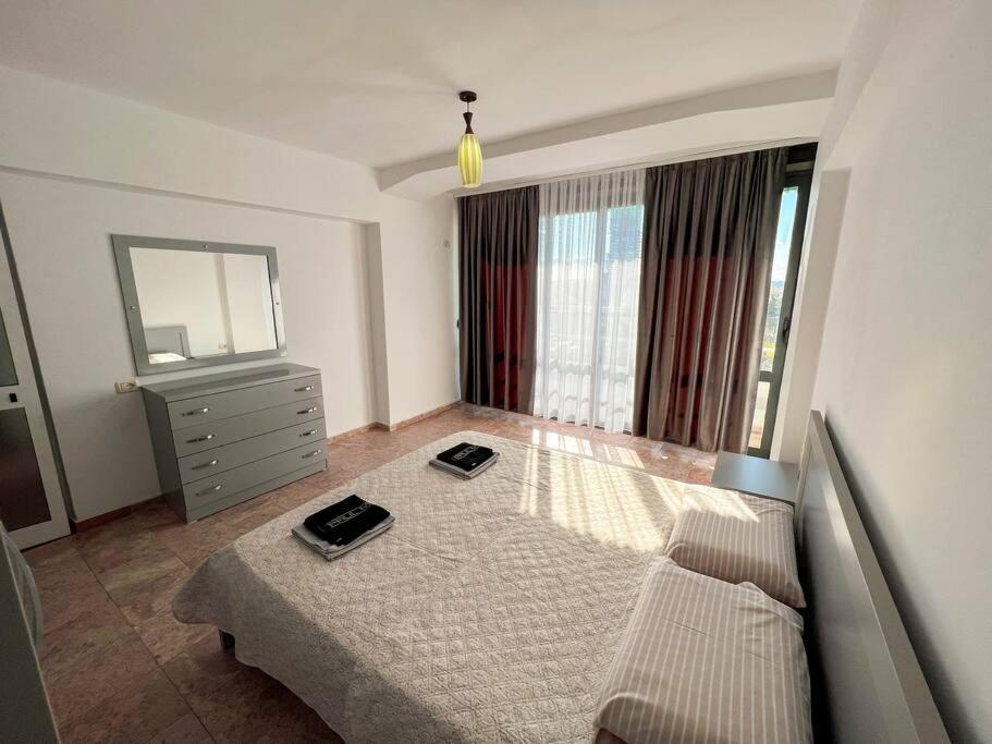 Scanderbeg Square 2Br Apt Tirana Zewnętrze zdjęcie