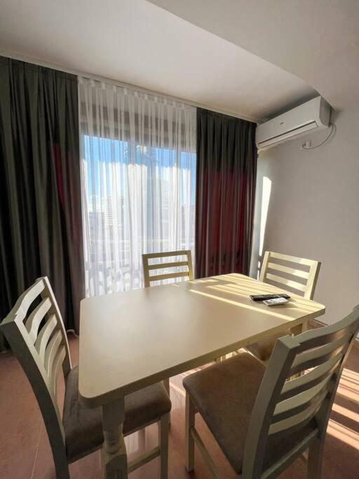 Scanderbeg Square 2Br Apt Tirana Zewnętrze zdjęcie